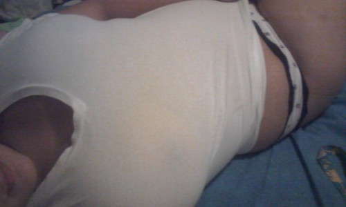 toxicwaxrainbows:  Wearing men’s tshirts and cute underwear 5ever. /supercomfy