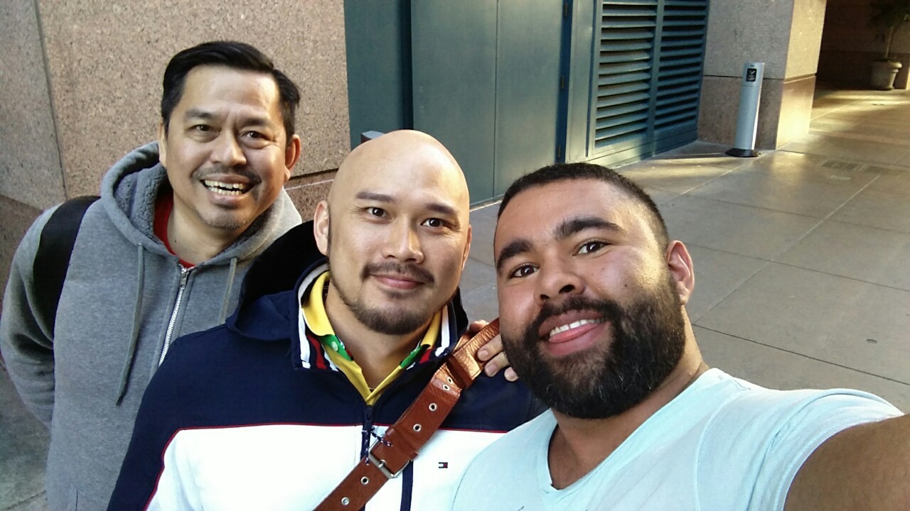 noodlesandbeef:  My friend wolfbear is visiting from Taipei with his husband. Missed