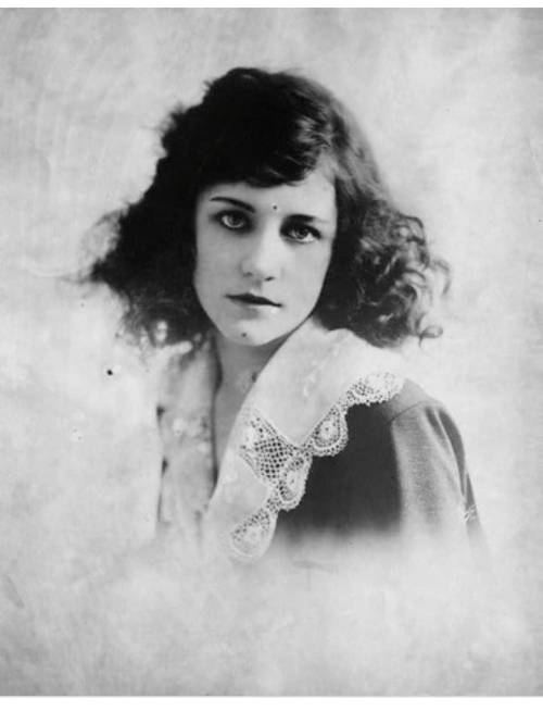 Viola Dana Nudes & Noises  