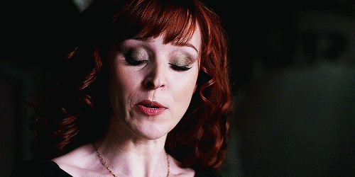 inacatastrophicmind: Rowena + Eye Shadow