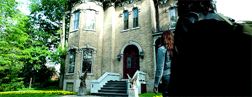 elisebaunam:Carmilla Movie (2017)dir. Spencer Maybee