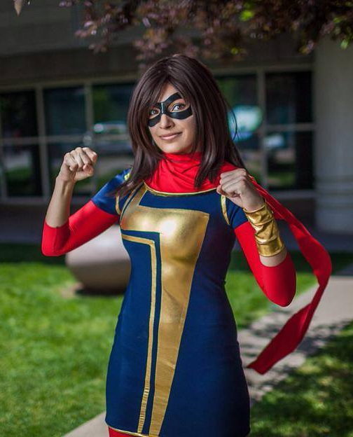 kierongillen:  knitmeapony:  timetravelandrocketpoweredapes:  Kamala Khan Ms. Marvel by Meevers
