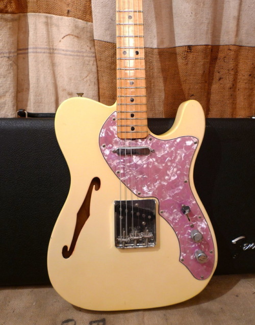 spacebeach23: 1971 Fender Telecaster Thinline from southsideguitars.com/