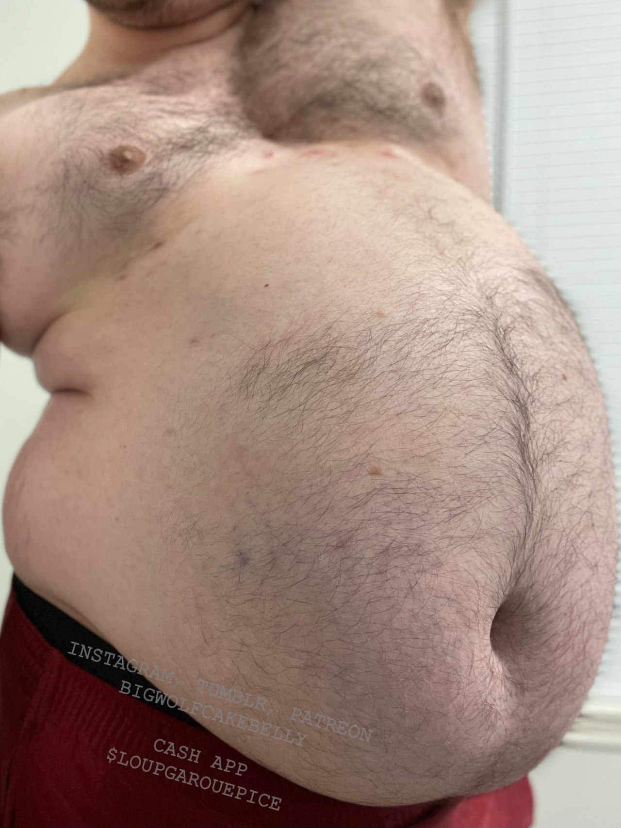 bigwolfcakebelly:💪😤 My belly is my favorite muscle to work out, if you couldn’t