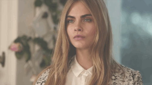 my-city-now:  Cara raising her eyebrow at you  