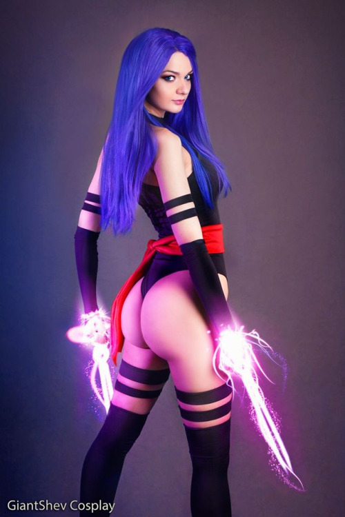 sexycosplaygirlswtf:  More –&gt; sexycosplaygirlswtf.tumblr.com