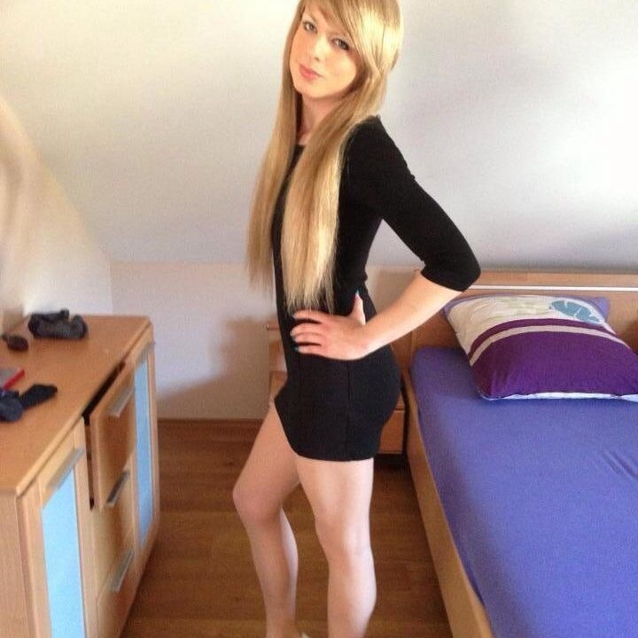 horny trap littlesissy femboy