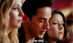 gilbertte:  me watching the vampire diaries