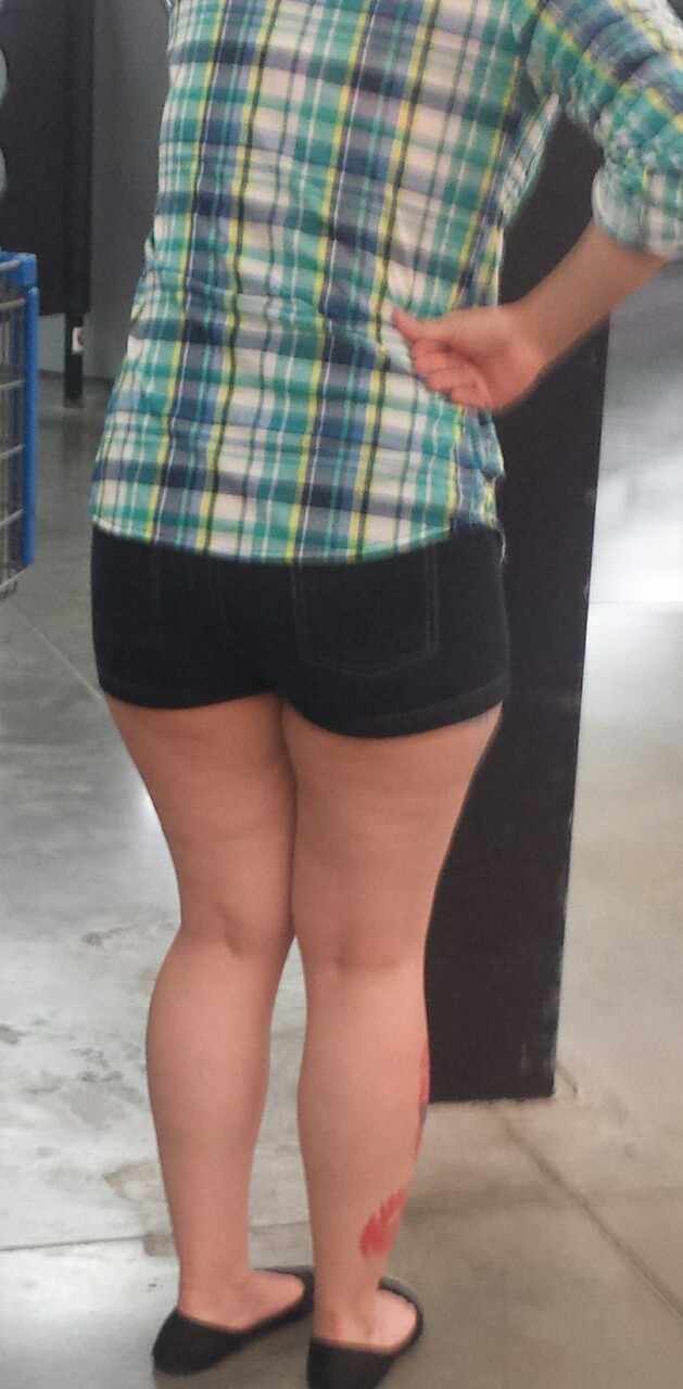 creeplvr4:  @creeplvr4 Legs and ass 1