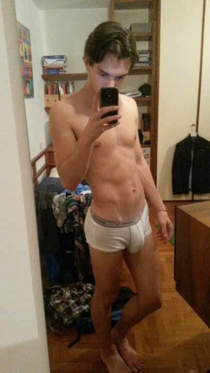 lockerroomjock:   ************ Locker Room JOCK ************