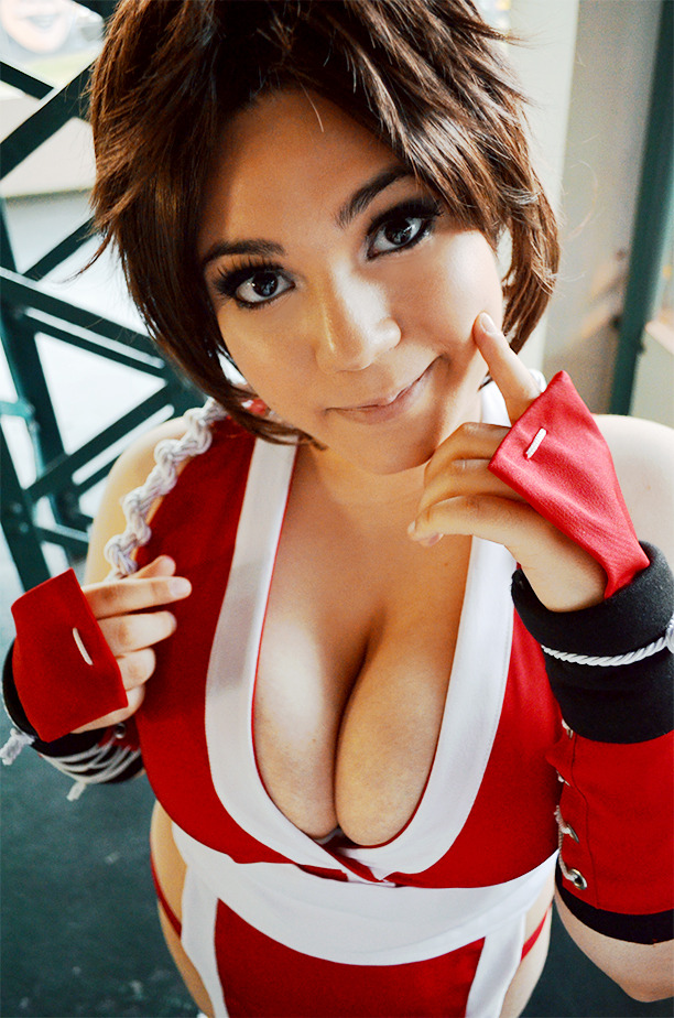 ifievergetintocosplay:  …and more Mai :D by absolutequeen  Check out http://ifievergetintocosplay.tumblr.com