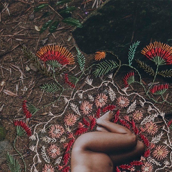 crossconnectmag:  Embroidered Photos by Aline Brant Aline Brant is a Brazilian artist