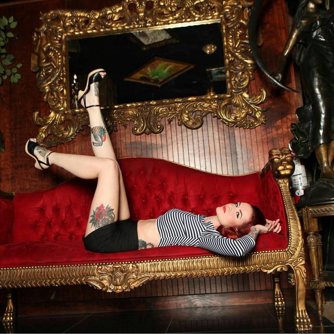 rockabillychickus:  rockabillychickus:  pinupworship:  The gorgeous @missmarionmassacre