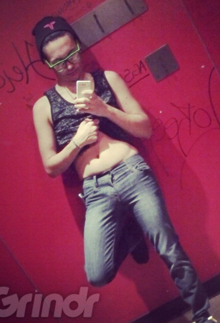 flakito2014:  bellacosindenialpr:  2facexxx:  Bottona mala de bayamon  Kk  Mmmm