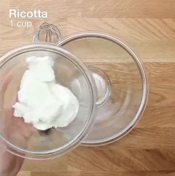 sizvideos:  This is how to make a delicious spaghetti pie - Full video
