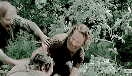 daily-reedus:  Daryl + saving Rick.