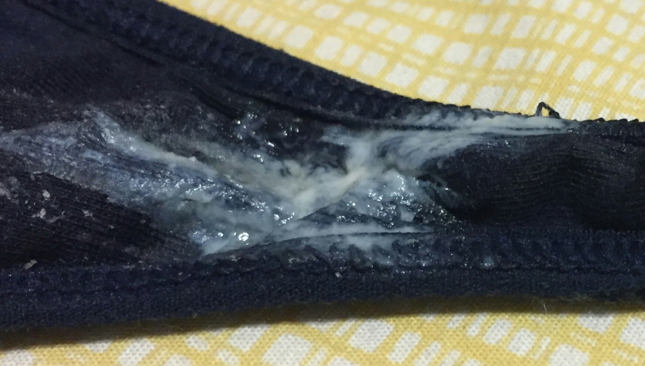 mrmeethre3:  Follow me for more hi quality photos of beautiful panties!