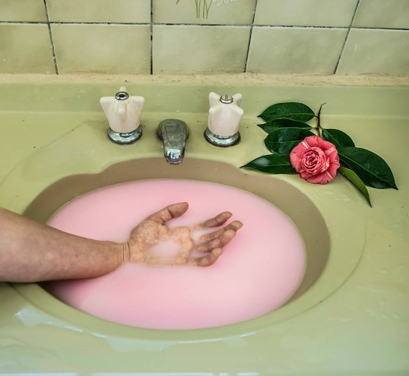 puthas:    Pink by Prue Stent  