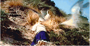 chaptertwo-thepacnw:  THE BIRDS • ALFRED HITCHCOCK • 1963