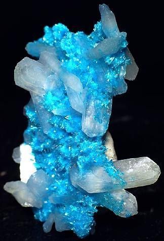 ggeology:  Cavansite // Wagholi Quarry, Wagholi, Pune District (Poonah District), Maharashtra, India