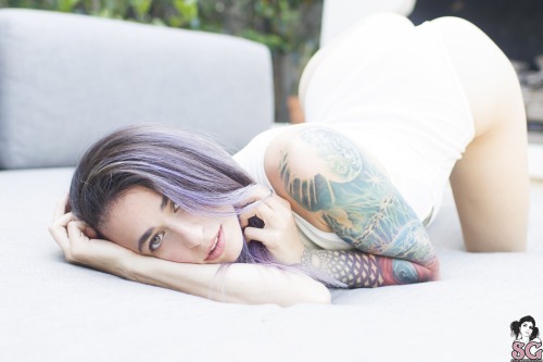 bumblebeenebula - Submitted to the Suicide Girls member review...