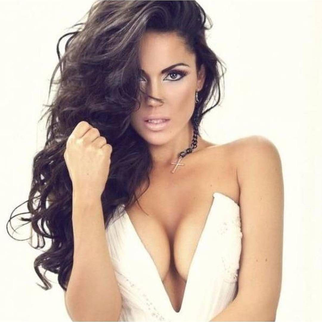 This page is for all who love a perfect girls