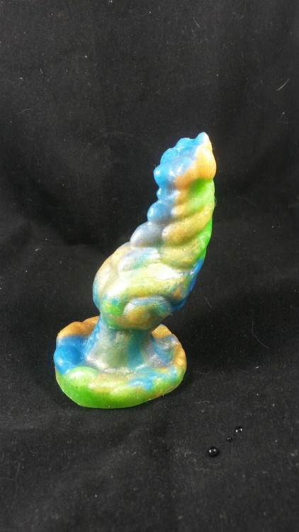 tailsnportholes: Custom Mini Poseidon in green, gold, and blue. Has a small bubble on the base. I se