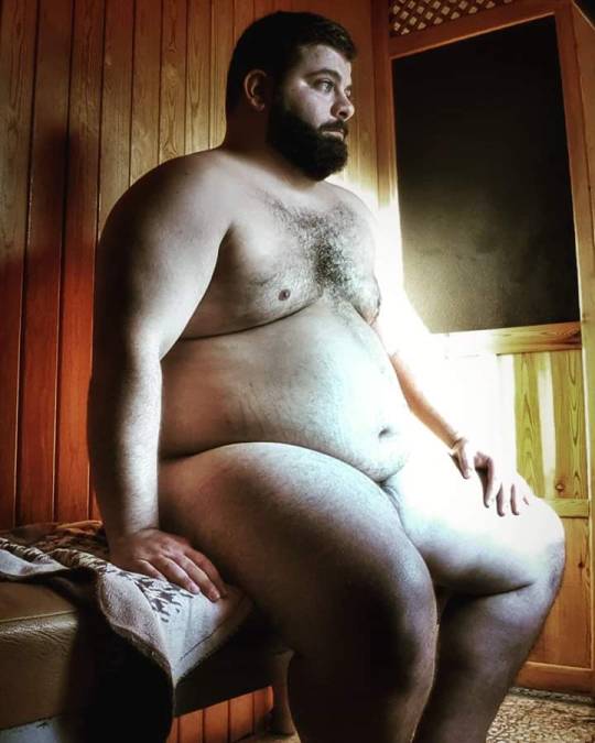 kobolmex: heavytats:   punk-ass-queers:   Que delícia de gordo 😍   GOT DAMN!    He is sexy  