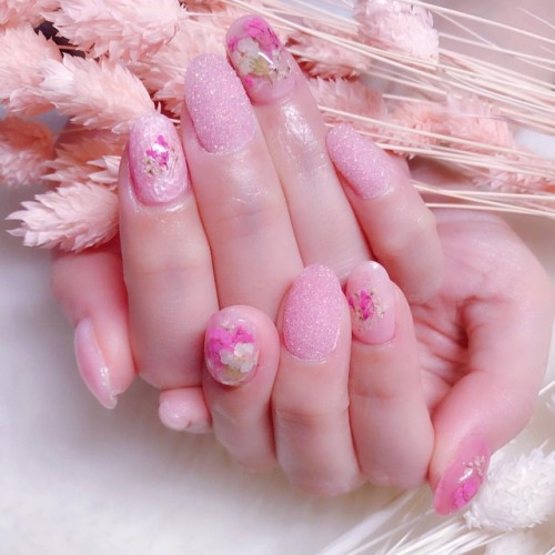peach blossom PREGEL105.854.110.100 PREGELミューズ S065 SugarPowder 3Aurora PREXY 押し花 ラメとか⠀ #nail #nails