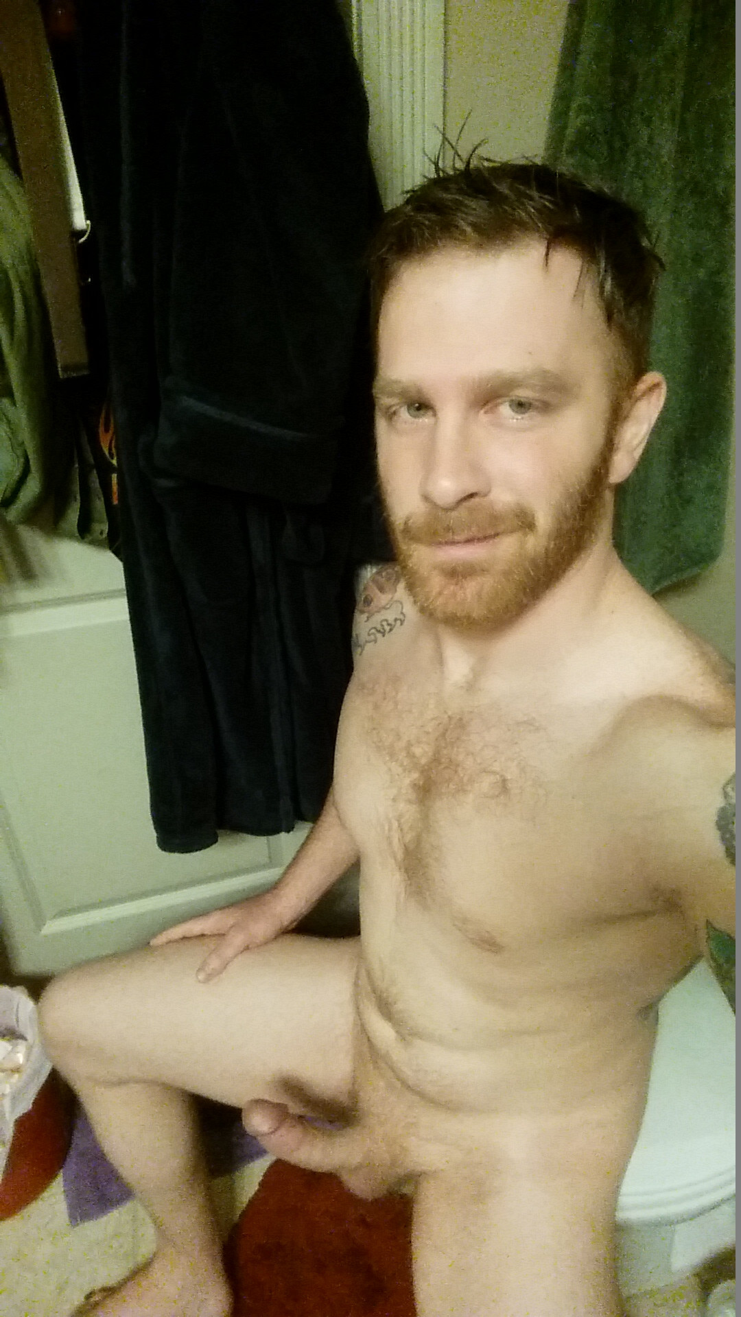 talldorkandhairy:  Follow Tall, Dork &amp; Hairy for all types of sexy, furry