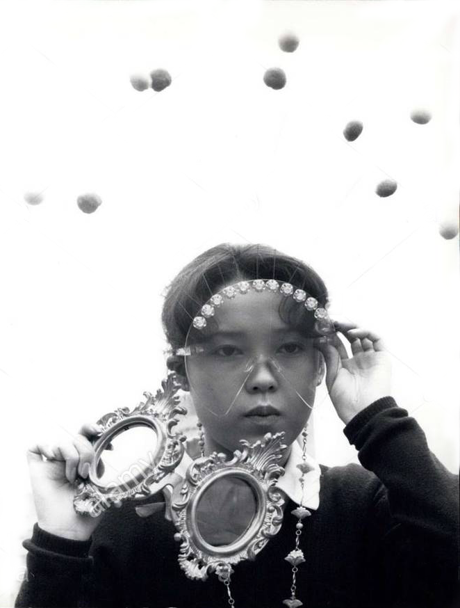 s-h-o-w-a: Crazy sunglasses, Japan, 1966