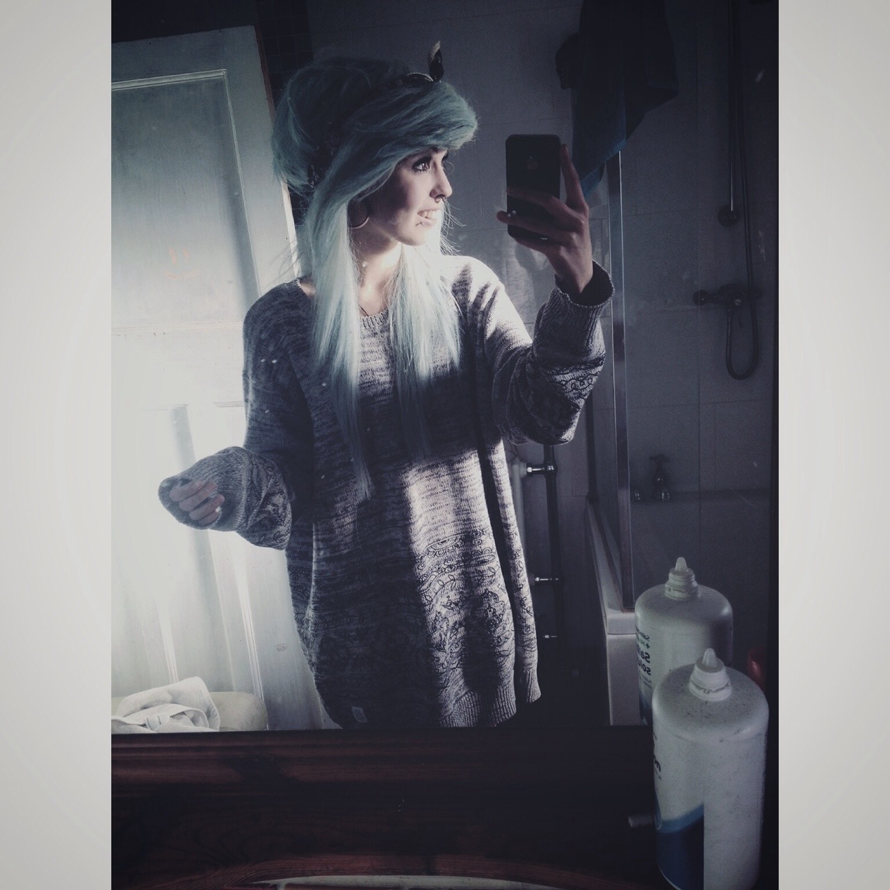 shardofsilver:  My favourite jumper from Drop Dead ^-^