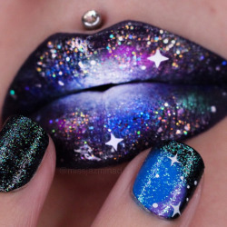 nailpornography:  galaxy lips & nails 