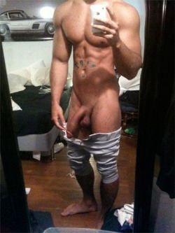 bigpenisboys:  bigpenisboys.tumblr.com