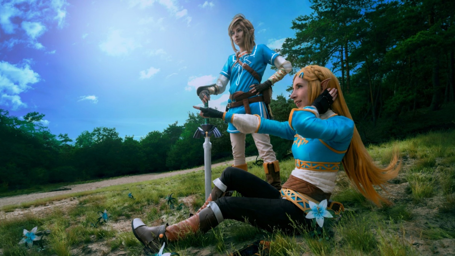 Our Zelda: Ocarina of Time group from SDCC this weekend! feat