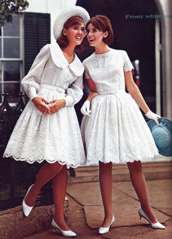 transformedbeauties:  vintagefashionandbeauty:  White lace dresses, 1965. (♥)   Visions in white.