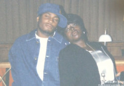 thelovelybones124:  yallbetternotdeletemyshit:  tranquillust:  oldloves: In the mid 1990′s singers Angie Stone and D’angelo dated for four years. When asked about D’Angelo, Stone commented: “When I was dating him he wore glasses, had short hair