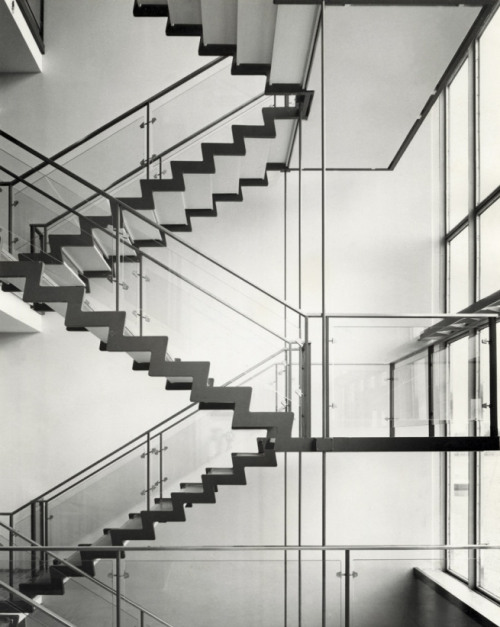 Arne Jacobsen, Rødovre Town Hall, 1955. Photo: Aage Strüwing, Gelatin silver print. EPFL Archives de