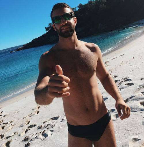 gaymadridboy:    I love men with a beard (Part 2227)