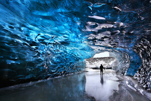 Return of Ice Age - Vatnjökull, Iceland by orvaratli on Flickr.