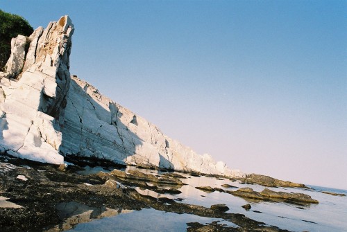 ancientart:The ancient Aliki quarry at Thasos. Though a Greek island in the northern Aegean Sea, the