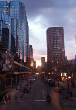 sunset <3 downtown Toronto .
