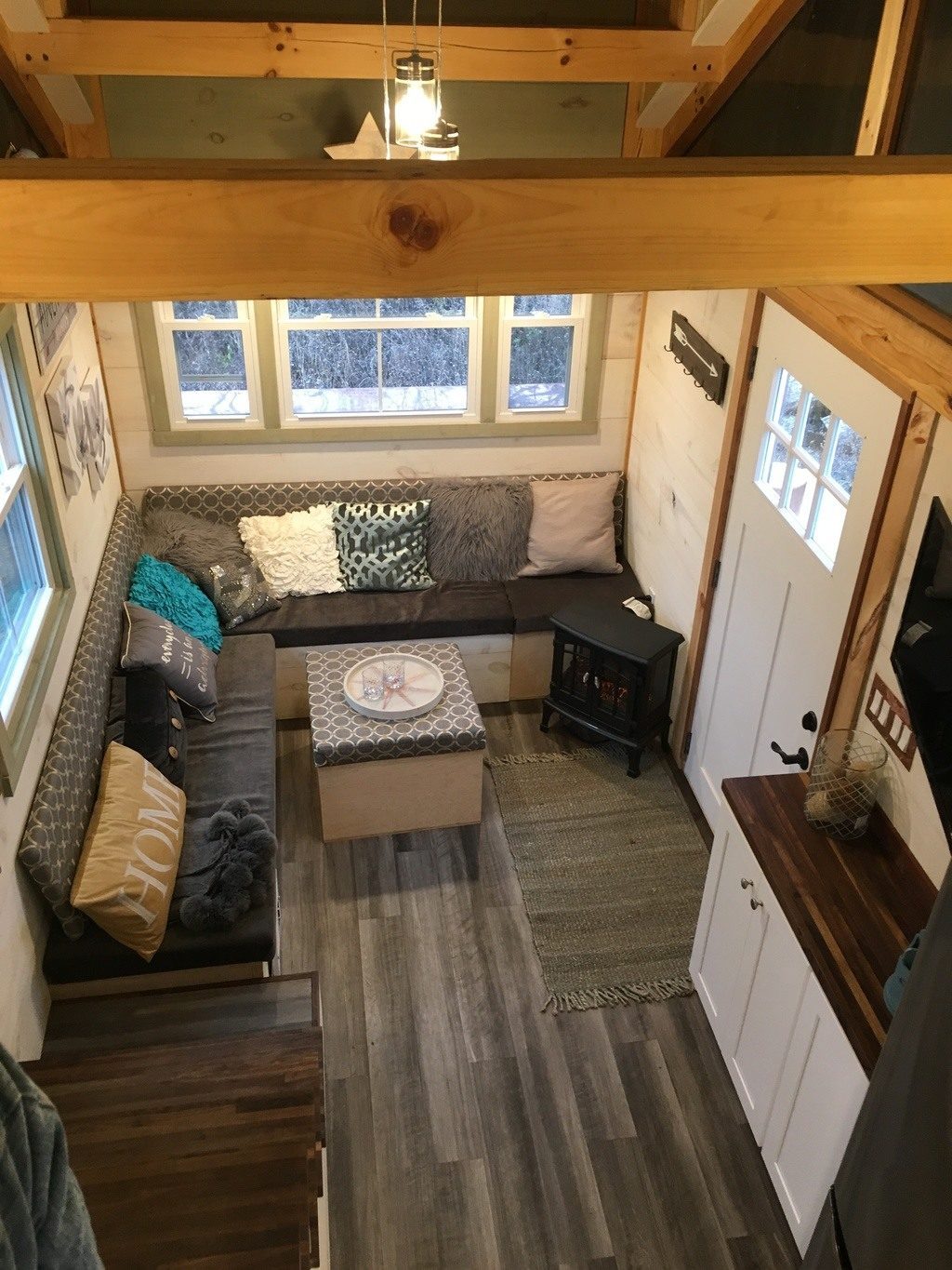 tinyhousetown:  The Creek Cottage (320 sq ft)