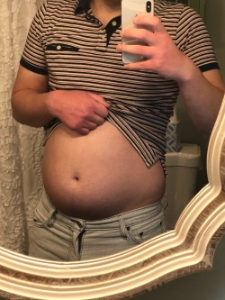 cubnamedhank:I recall reading somewhere once that horizontal stripes can make you