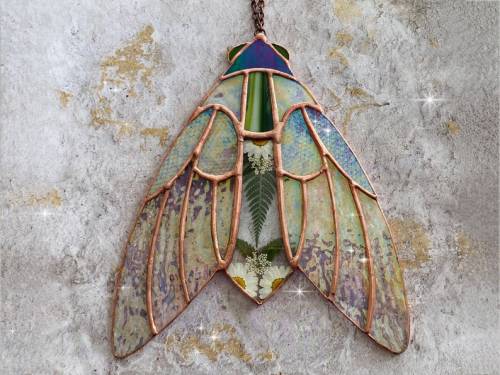 figdays:    Stained glass cicada sun catcher //  AlchemyWildGlass  