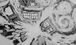 remadoras:every series of doctor who [5/9] →  series fiveOh, that box, Amy. You’ll dream about that 