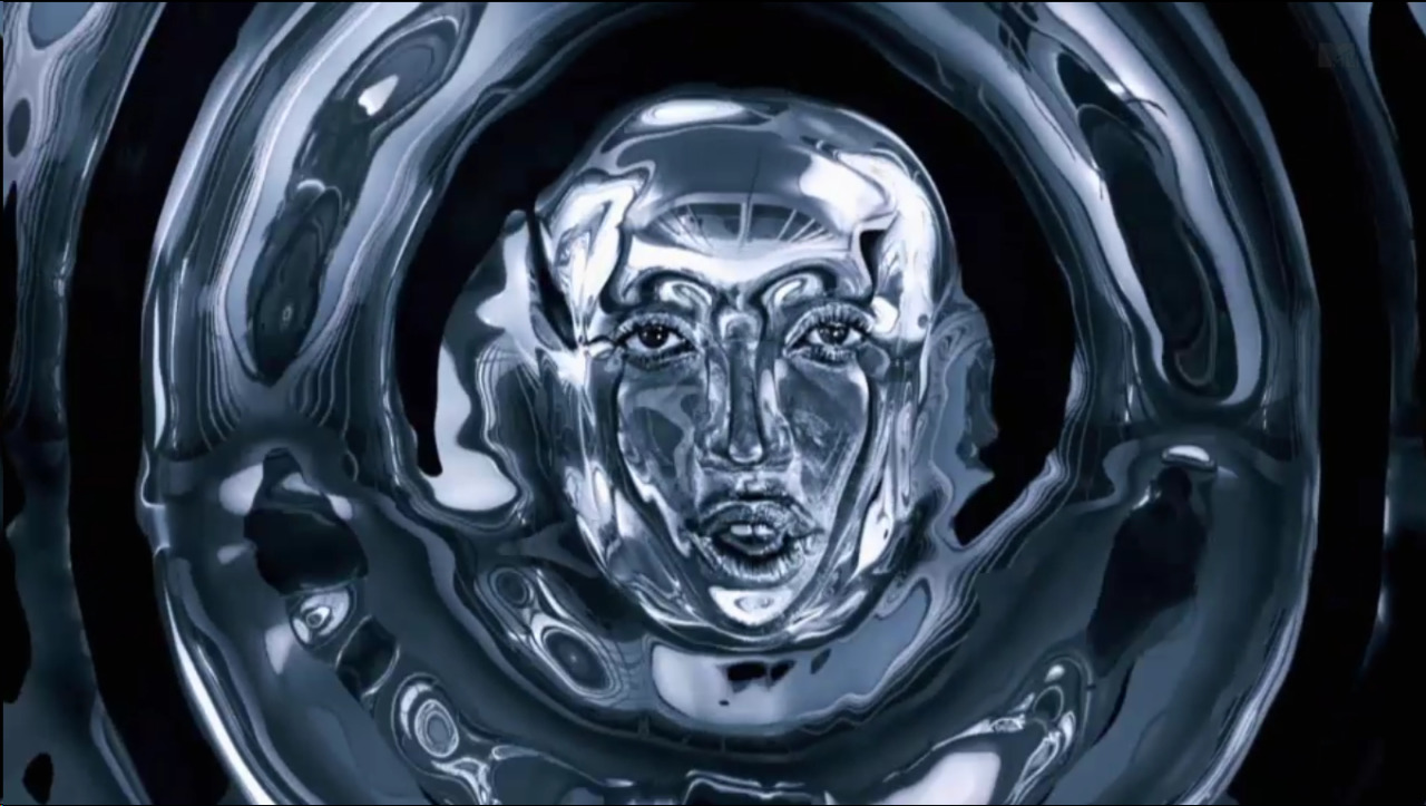 tonari-totoro:  FKA twigs in her video for Pendulum (2015) 