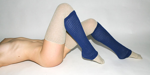 thequeenandthephoenix:kiichu:shawtyimmaonlytellyouthisonce:so i went on the american apparel site todaylooking at the socksandfor referencehere’s one of the pictures for men’s socks  seriously i’m not one to complain about sexism much but i just