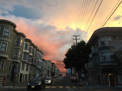 incalescentheart:San Francisco at sunset & the clouds decided to be baroque art.