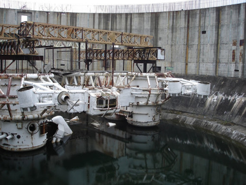 architectureofdoom:The Cherokee Nuclear Power Plant is an uncompleted energy project outside Gaffney, South Carolina. In the early 1970s, Duke Power started construction on a three-reactor nuclear power plant  at the site. However, the project stalled